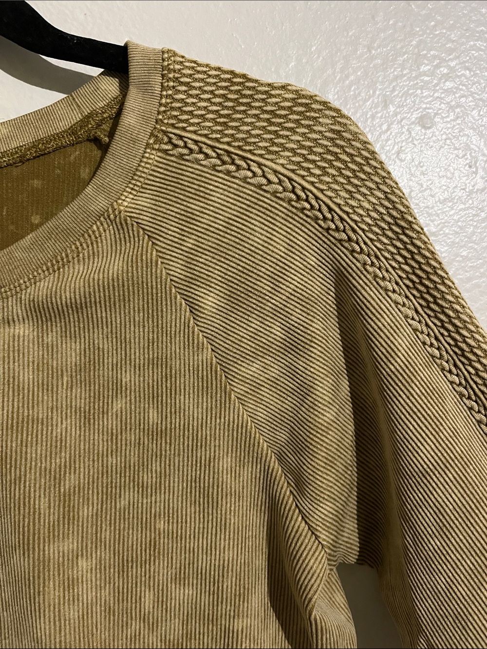 Offline by Aerie Acid Wash Crop Long Sleeve - Picture 4 of 8